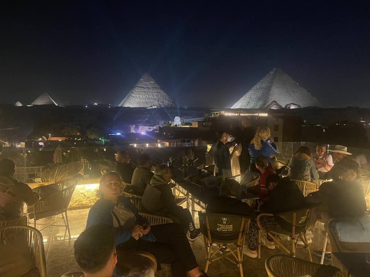 Pyramids And Sphinx Hotel Kafret el-Gabal Extérieur photo